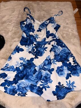 Xtraordinary Blue & White Floral Mini Dress